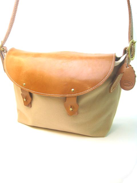画像: BUKAROO MADE IN USA ショルダーBAG BIEGE